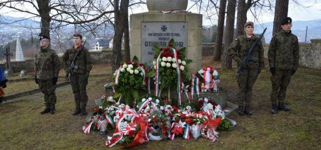 W niedzielę 07 grudnia 2025 r. na cmentarzu nr 368 wojennym na Jabłońcu odbyły się obchody 111. rocznicy Bitwy pod Limanową.