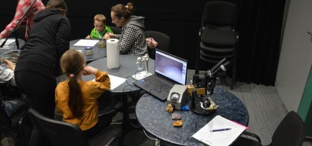 Zapisy na warsztaty „Zdrowa gleba – jaka to gleba?” w Limanowskim Domu Kultury Limanowski Dom Kultury zaprasza na wyjątkowe warsztaty edukacyjne „Zdrowa gleba – jaka to gleba?”, które odbędą się 14 marca 2026 roku.